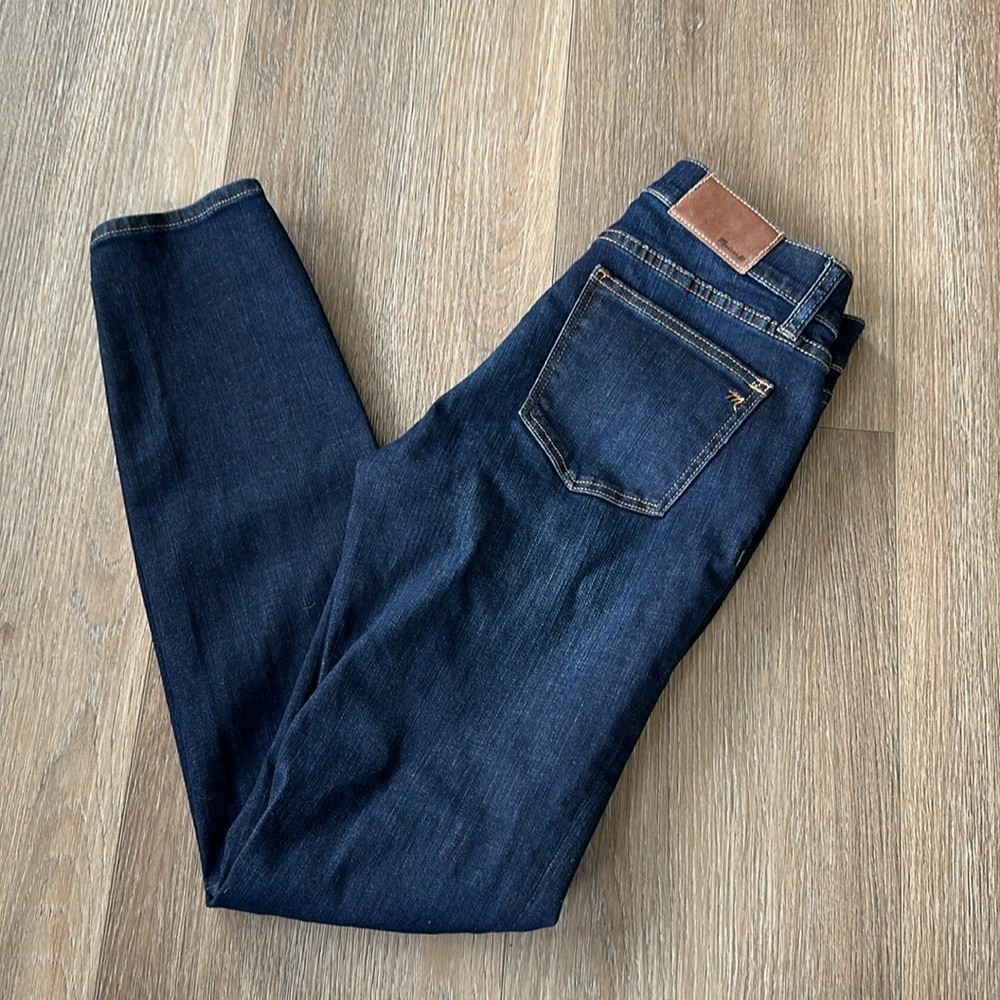 Women’s Lowrise‎ Madewell Skinny Skinny Dark Wash Jean • size 26